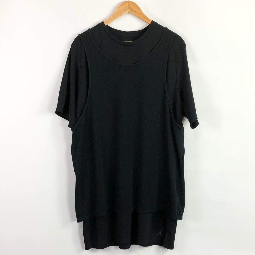 Michael Jordan layered jersey over T-shirt black men’s size Xlarge